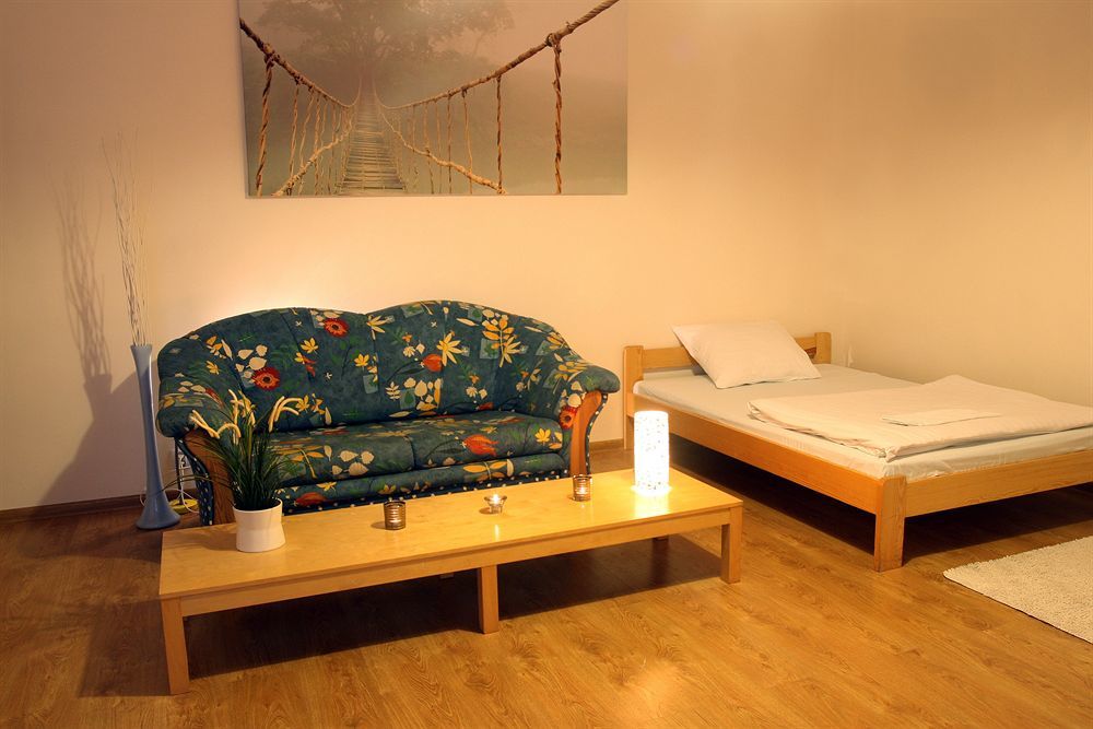 פוזנן Frolic Goats Hostel מראה חיצוני תמונה