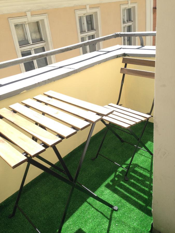 פוזנן Frolic Goats Hostel מראה חיצוני תמונה