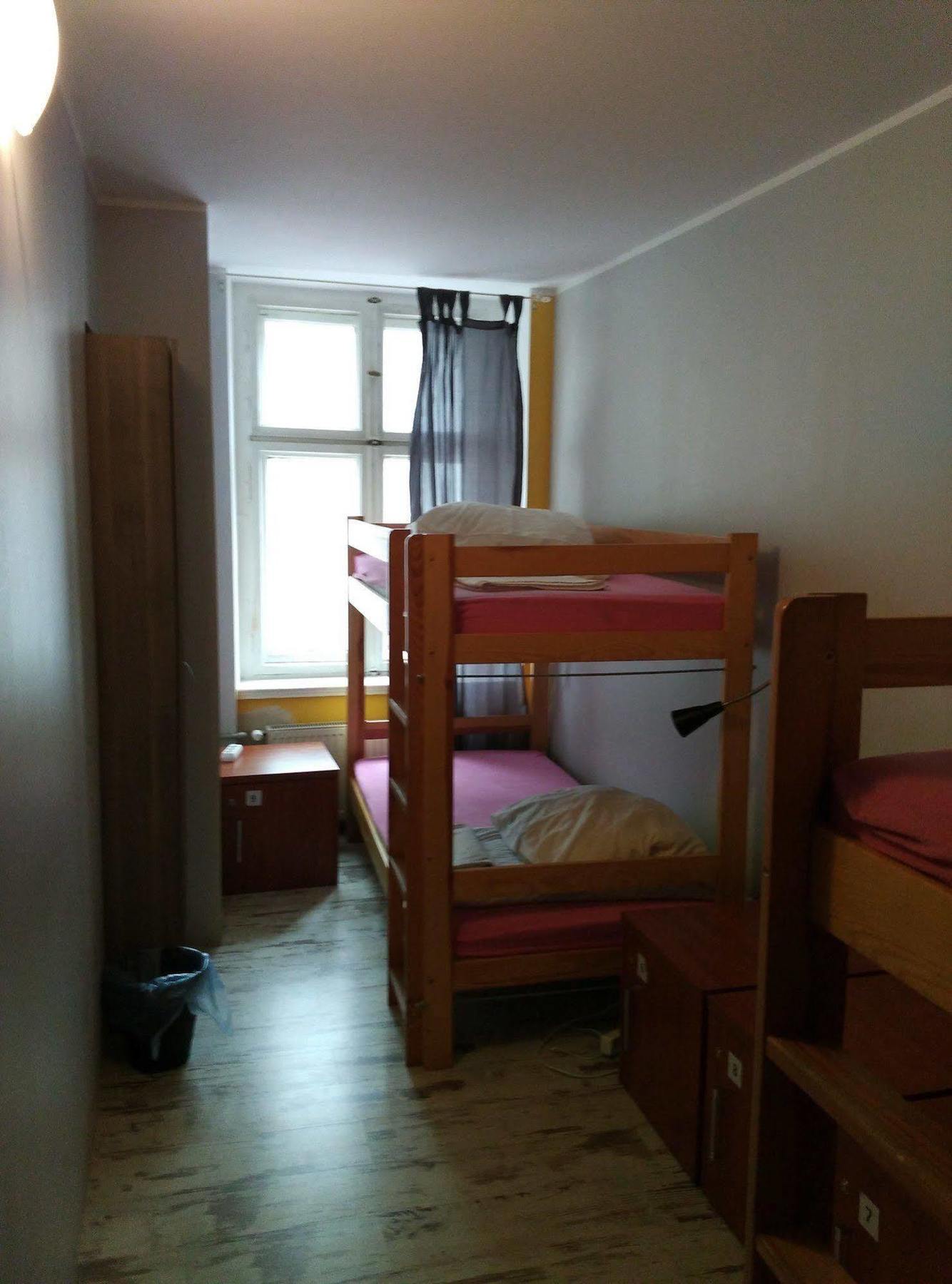 פוזנן Frolic Goats Hostel מראה חיצוני תמונה