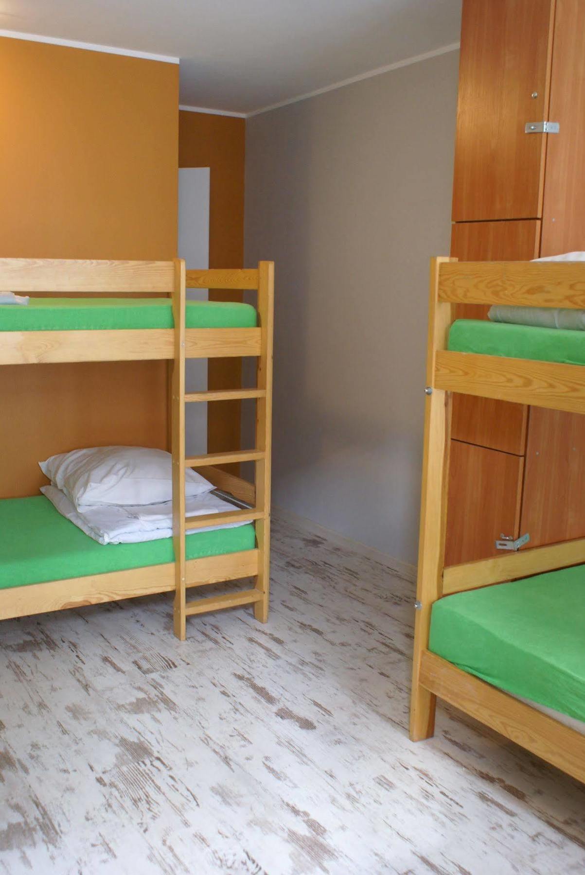 פוזנן Frolic Goats Hostel מראה חיצוני תמונה