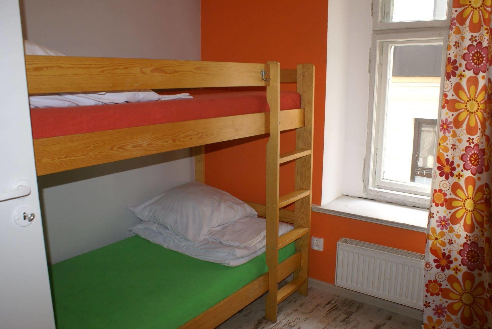 פוזנן Frolic Goats Hostel מראה חיצוני תמונה