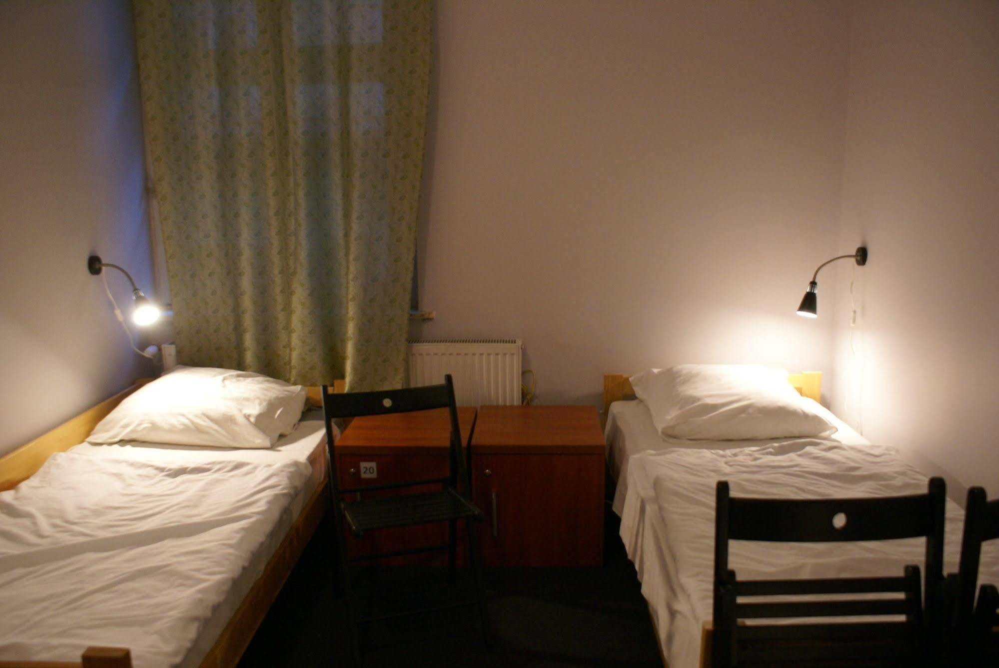 פוזנן Frolic Goats Hostel מראה חיצוני תמונה