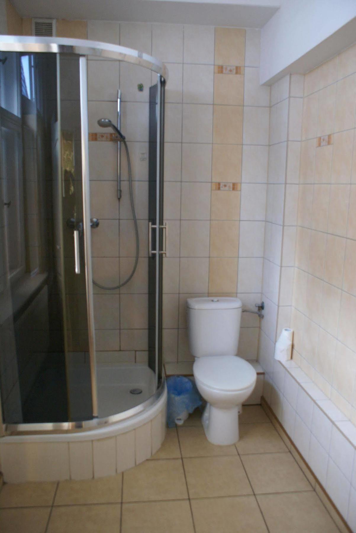 פוזנן Frolic Goats Hostel מראה חיצוני תמונה
